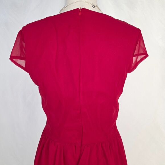 Women's Simple Silky Cap Sleeve Red Dress Size Medium - Picture 9 of 10